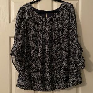 Navy Floral Bubble-hem Blouse